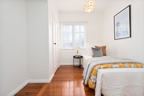 Photo of property in 17 Posa Avenue, Henderson, Auckland, 0612