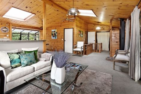 Photo of property in 61 Wirihana Road, Titirangi, Auckland, 0604