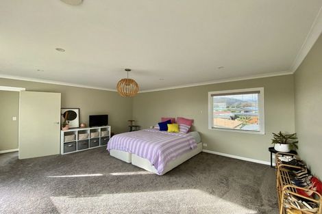 Photo of property in 27 Andrew Street, Stoke, Nelson, 7011