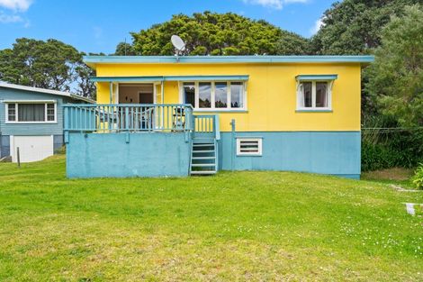 Photo of property in 870 Matapouri Road, Matapouri, Whangarei, 0173