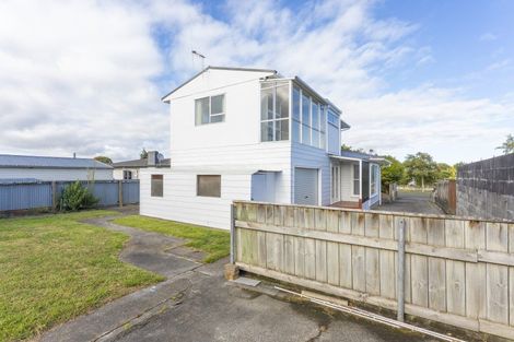 Photo of property in 25 Karamea Crescent, Kelvin Grove, Palmerston North, 4414
