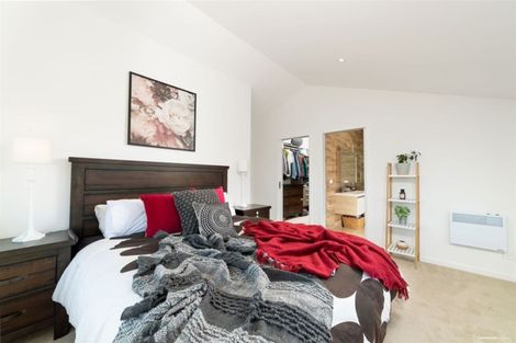 Photo of property in 6 Polperro Court, Jacks Point, Queenstown, 9371