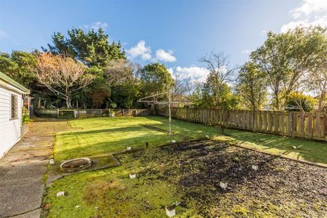 Photo of property in 17 Sharpe Crescent, Wainuiomata, Lower Hutt, 5014