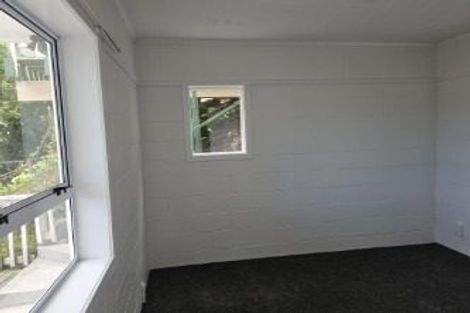 Photo of property in 54 Mana View Road, Paremata, Porirua, 5026