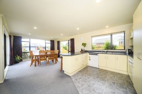Photo of property in 20 Boston Parade, Kelvin Grove, Palmerston North, 4414