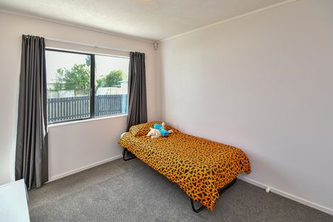 Photo of property in 2/83 Dominion Road, Papakura, 2110