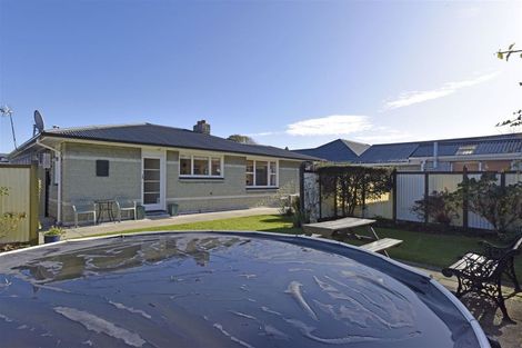 Photo of property in 12 Aileen Place, Upper Riccarton, Christchurch, 8041