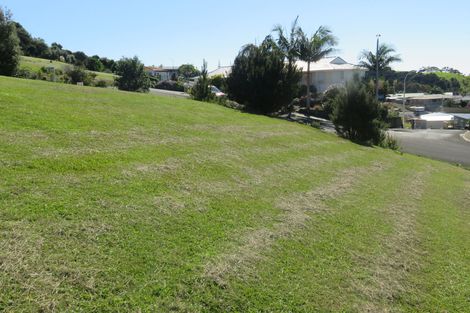Photo of property in 15 Hibiscus Avenue, Cable Bay, 0420
