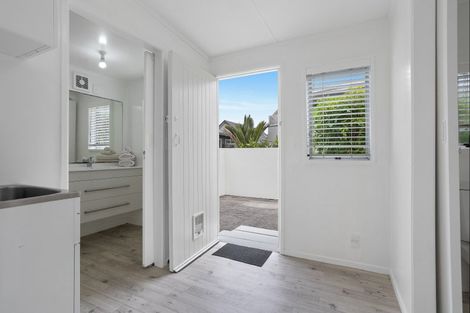 Photo of property in 403a Ocean Road, Whangamata, 3620