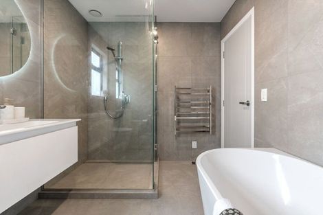 Photo of property in 21 Porokaiwhiri Street, Crofton Downs, Wellington, 6035