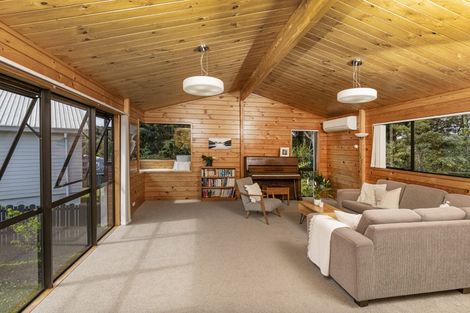 Photo of property in 7 Chardon Place, Henderson, Auckland, 0612