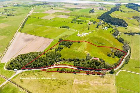 Photo of property in 70 Whitcombe Road, Ruawai, 0592