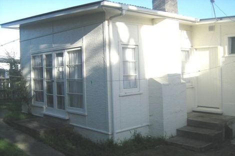 Photo of property in 1/79 Hillcrest Road, Papatoetoe, Auckland, 2025