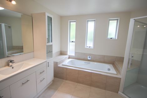 Photo of property in 60 Warren Street, Oamaru, 9400