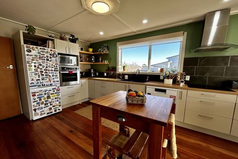 Photo of property in 170 Harvey Street, Grasmere, Invercargill, 9810