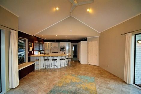 Photo of property in 41 Wairere Road, The Gardens, Auckland, 2105