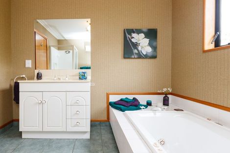 Photo of property in 120 Fitzroy Street, Terrace End, Palmerston North, 4410