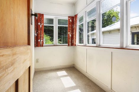 Photo of property in 113 Glenmore Street, Kelburn, Wellington, 6012