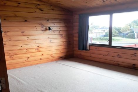 Photo of property in 118 Racecourse Road, Waiuku, 2123