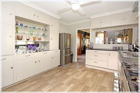 Photo of property in 222 Cambridge Street, Levin, 5510