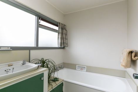 Photo of property in 146a Karori Road, Karori, Wellington, 6012