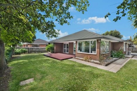 Photo of property in 7a Dinton Street, Russley, Christchurch, 8042