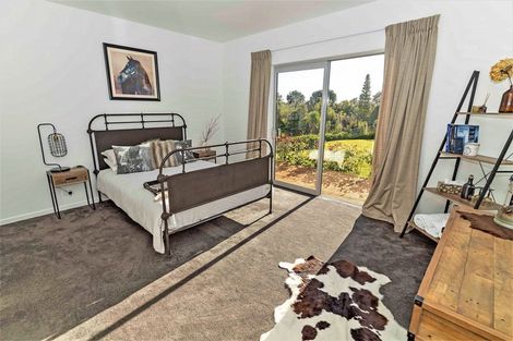 Photo of property in 1 Lakeside Terrace, Westport, 7892