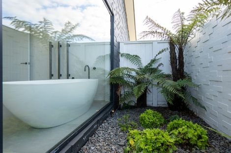 Photo of property in 83 Sunline Drive, Leamington, Cambridge, 3432