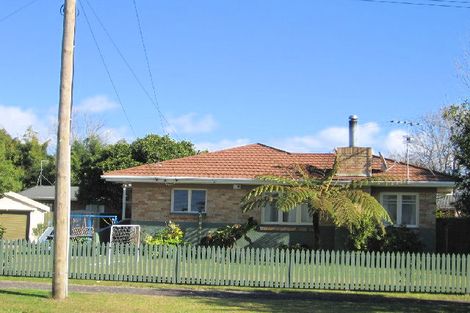 Photo of property in 6 Bunnythorpe Road, Papakura, 2110