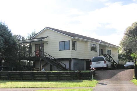 Photo of property in 11 Leven Lane, Totara Heights, Auckland, 2105