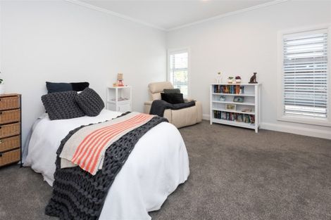 Photo of property in 4 Bernora Crescent, Bombay, 2675