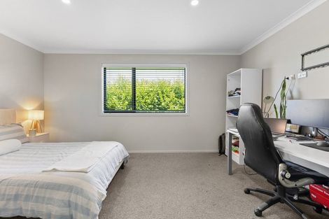 Photo of property in 15 Mike Smith Drive, Cambridge, 3434