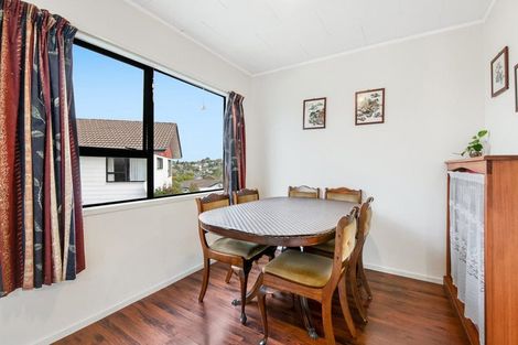 Photo of property in 1/22 Leiden Place, Totara Vale, Auckland, 0629