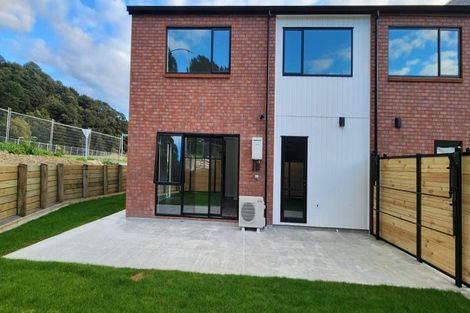 Photo of property in 2 Doug Jensen Street, Wallaceville, Upper Hutt, 5018