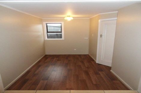 Photo of property in 9 Pohutukawa Street, Woburn, Lower Hutt, 5010