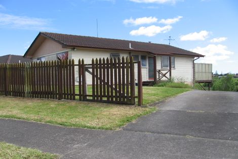 Photo of property in 44 Alabaster Drive, Papatoetoe, Auckland, 2025