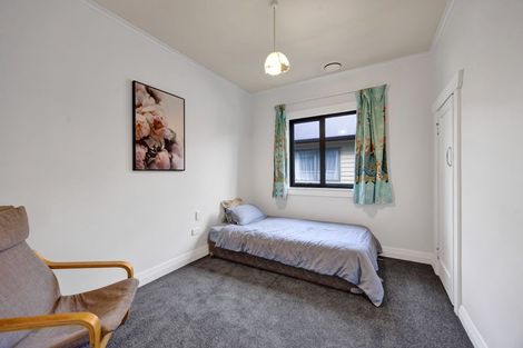 Photo of property in 15 Craig Street, Stratford, 4332