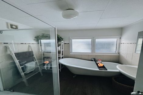 Photo of property in 3/254 Meola Road, Point Chevalier, Auckland, 1022