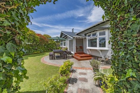 Photo of property in 29 Broadway Avenue, Waikuku Beach, 7473