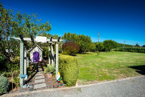 Photo of property in 13 Makaraka Road, Makaraka, Gisborne, 4071