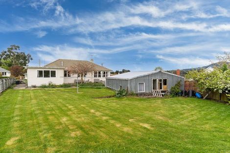 Photo of property in 4 Burgess Street, Green Island, Dunedin, 9018