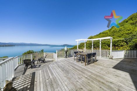 Photo of property in 579 Hutt Road, Horokiwi, Wellington, 5016