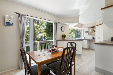 Photo of property in 2/31 Sispara Place, Beach Haven, Auckland, 0626
