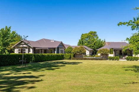 Photo of property in 7 Westall Lane, Avonhead, Christchurch, 8042