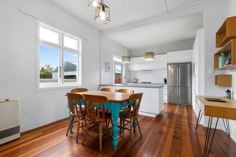 Photo of property in 82 Te Aroha Street, Hamilton East, Hamilton, 3216