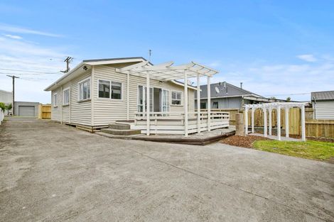 Photo of property in 83 Clemow Road, Fitzroy, New Plymouth, 4312