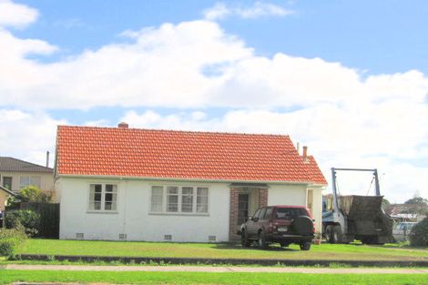 Photo of property in 74 Rangitoto Road, Papatoetoe, Auckland, 2025