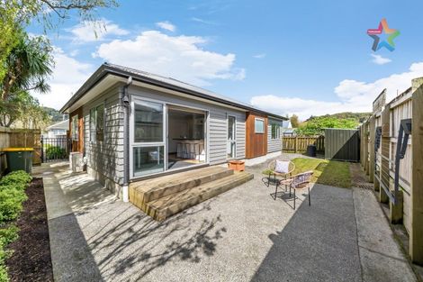 Photo of property in 9b Fitzherbert Road, Wainuiomata, Lower Hutt, 5014