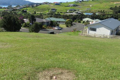 Photo of property in 15 Hibiscus Avenue, Cable Bay, 0420
