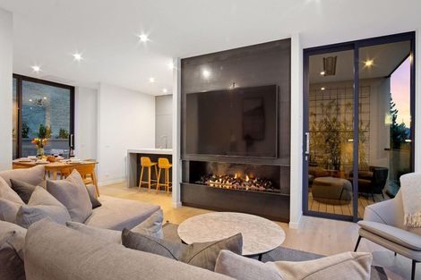 Photo of property in 13 Woods Lane, Queenstown, 9300